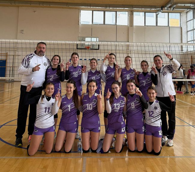 aaaPretpionirke Tehničara posle pobede nad Gimnazijalcem 2